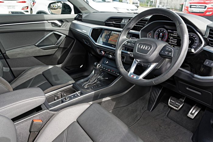 2021 Audi Q3 40 TFSI S line