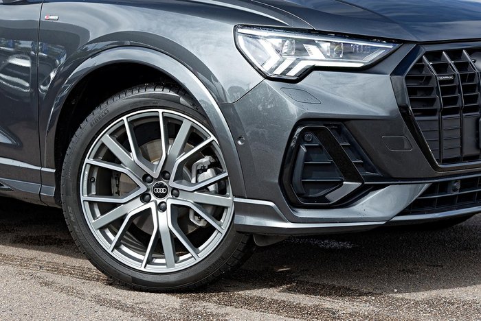2021 Audi Q3 40 TFSI S line