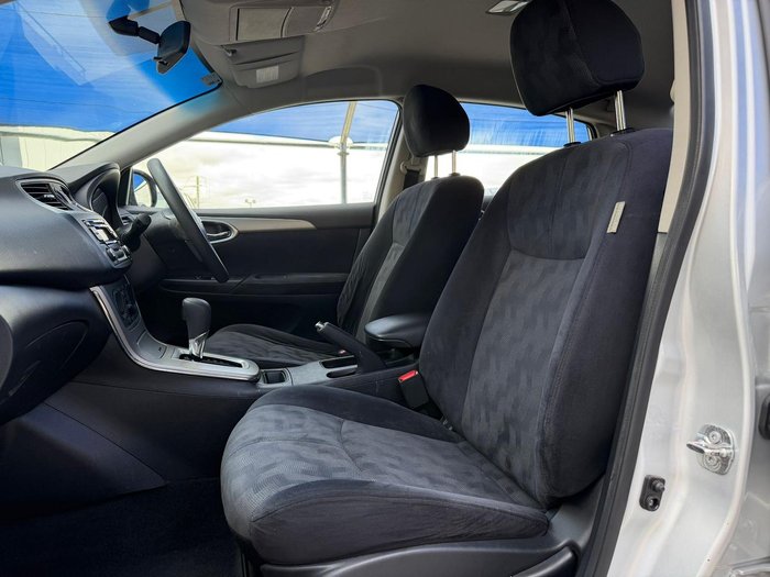 2016 Nissan Pulsar ST