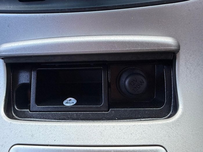 2016 Nissan Pulsar ST