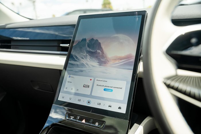 2025 Jaecoo J5 EV Summit