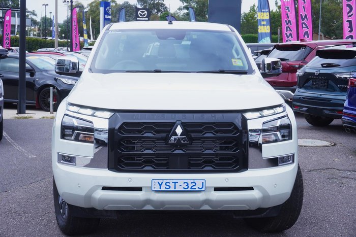 2025 Mitsubishi Triton GLS