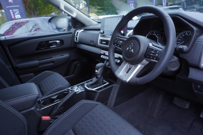 2025 Mitsubishi Triton GLS