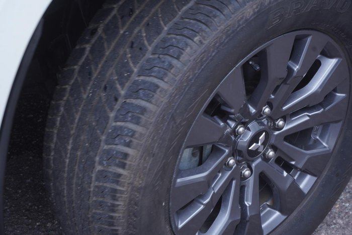 2025 Mitsubishi Triton GLS