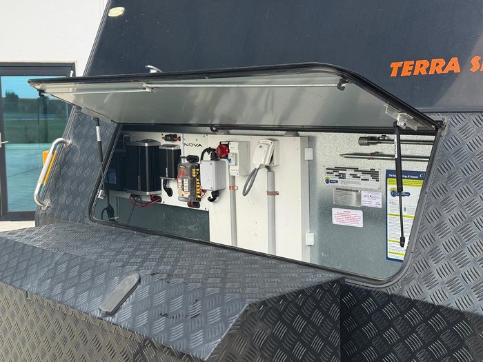 2017 Nova Terra Sportz 216 3C