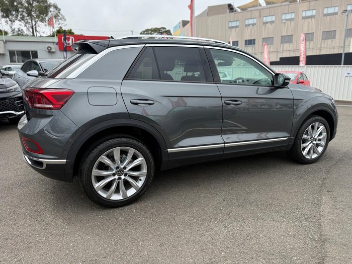 2025 Volkswagen T-Roc 110TSI Style