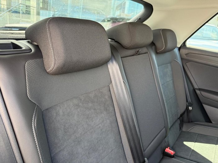 2025 Volkswagen T-Roc 110TSI Style