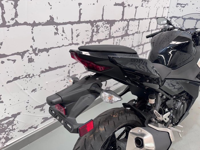 2019 Kawasaki Ninja 400 (EX400G) Ninja Black
