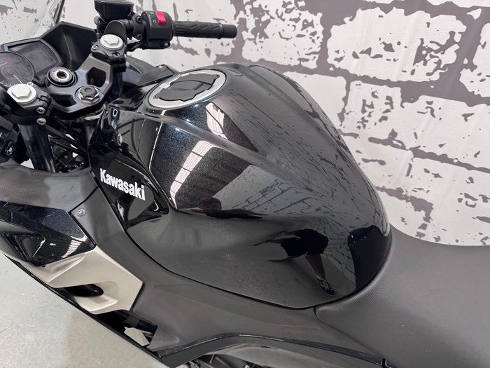 2019 Kawasaki Ninja 400 (EX400G) Ninja Black