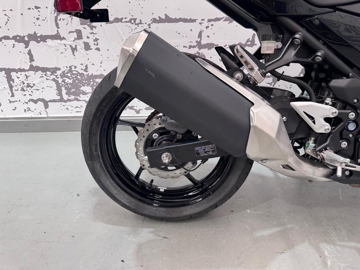 2019 Kawasaki Ninja 400 (EX400G) Ninja Black