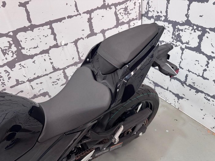 2019 Kawasaki Ninja 400 (EX400G) Ninja Black