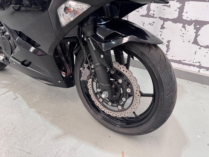 2019 Kawasaki Ninja 400 (EX400G) Ninja Black