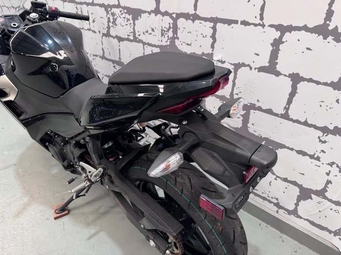2019 Kawasaki Ninja 400 (EX400G) Ninja Black