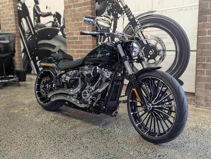 2024 Harley-Davidson Breakout 117 (FXBR) Softail Green