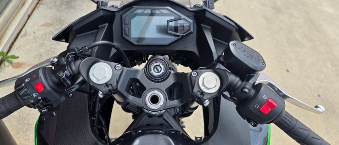 2025 Kawasaki NINJA 500 GREY