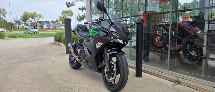 2025 Kawasaki NINJA 500 GREY