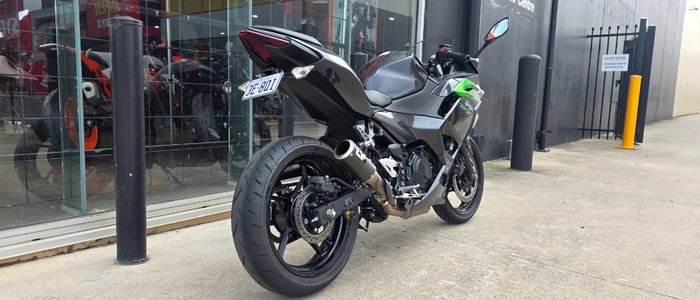 2025 Kawasaki NINJA 500 GREY