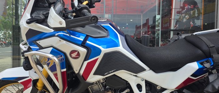 2020 Honda CRF1100A AFRICA TWIN (ABS) TRI COLOUR
