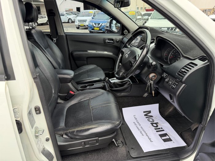 2014 MITSUBISHI TRITON GLX-R (4x4) MN MY15 WHITE