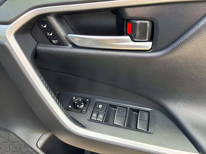 2020 Toyota RAV4 Cruiser