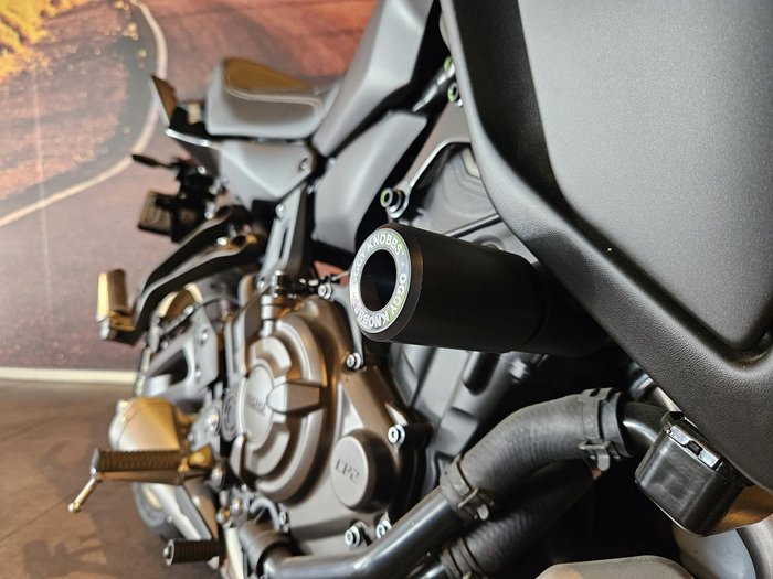 2023 Yamaha Tracer 7 MT Black