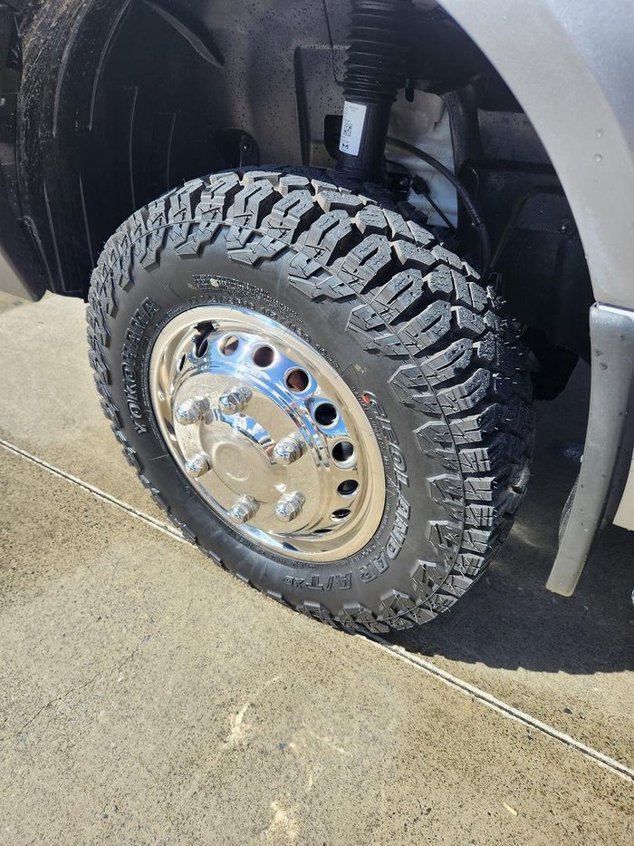 2026 Paradise MotorHomes Spark Cafe AWD PRICE REDUCED