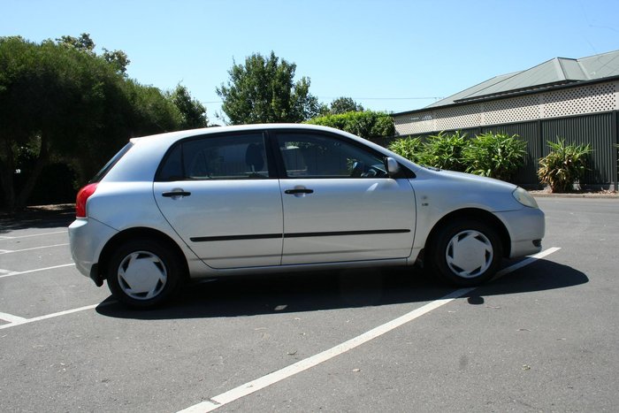 2002 Toyota Corolla Ascent ZZE122R MY03 Sterling Silver