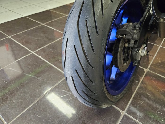 2016 Yamaha YZF-R1 BLUE