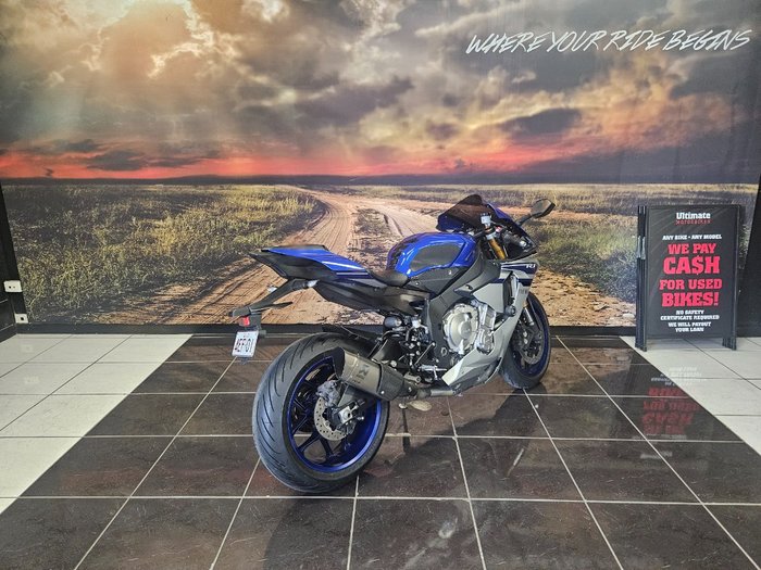 2016 Yamaha YZF-R1 BLUE