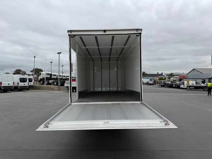 2023 Isuzu F Series FRR110-240