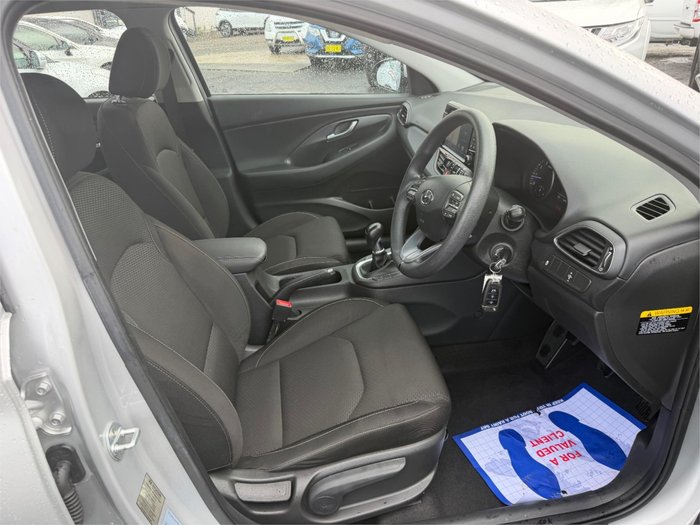 2018 HYUNDAI i30 ACTIVE PD SILVER OR CHROME