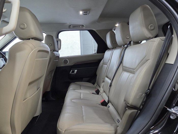 2018 Land Rover Discovery TD6 HSE