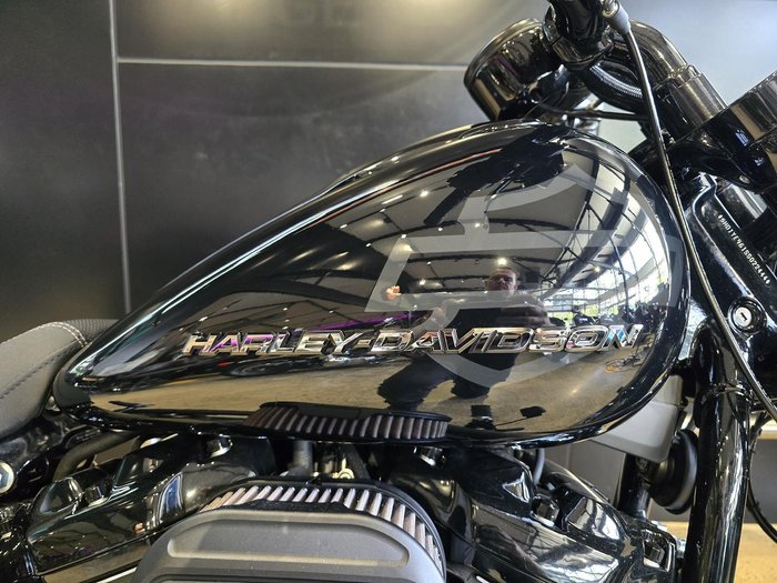Harley-Davidson Breakout 117 (FXBR) Softail