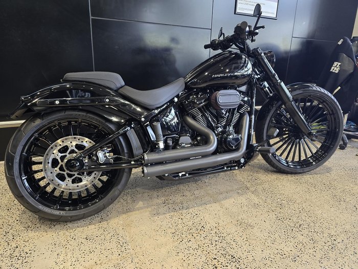 Harley-Davidson Breakout 117 (FXBR) Softail