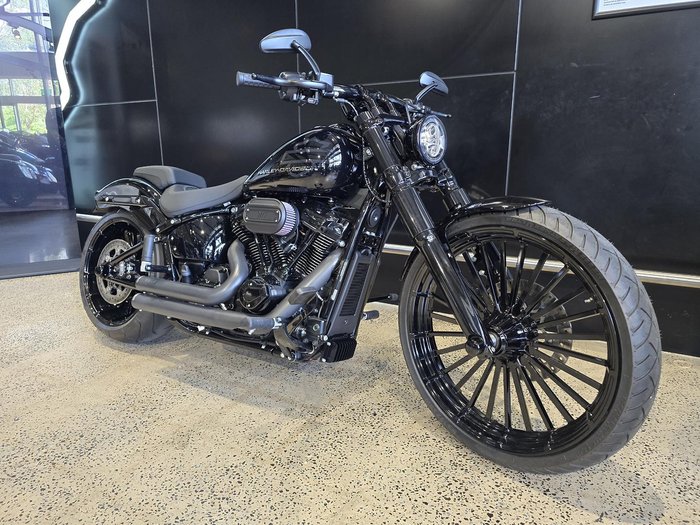 Harley-Davidson Breakout 117 (FXBR) Softail