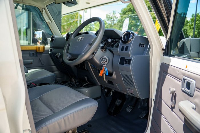 2023 Toyota Landcruiser Workmate