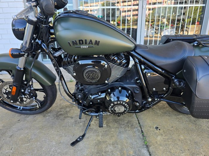 2023 INDIAN CHIEF DARK HORSE Green