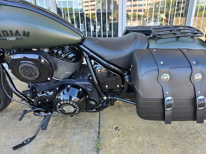 2023 INDIAN CHIEF DARK HORSE Green
