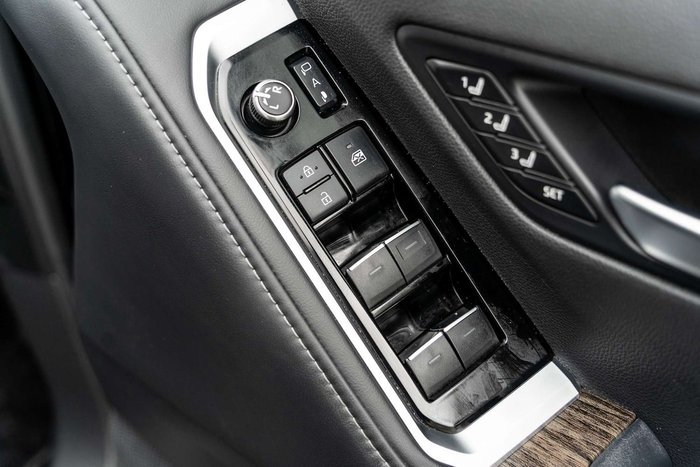 2023 Toyota Landcruiser Sahara