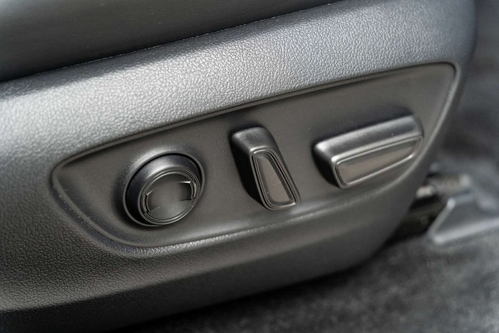 2023 Toyota Landcruiser Sahara