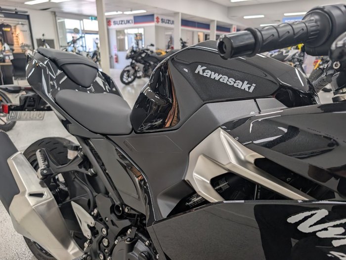 2021 Kawasaki NINJA 400 Black