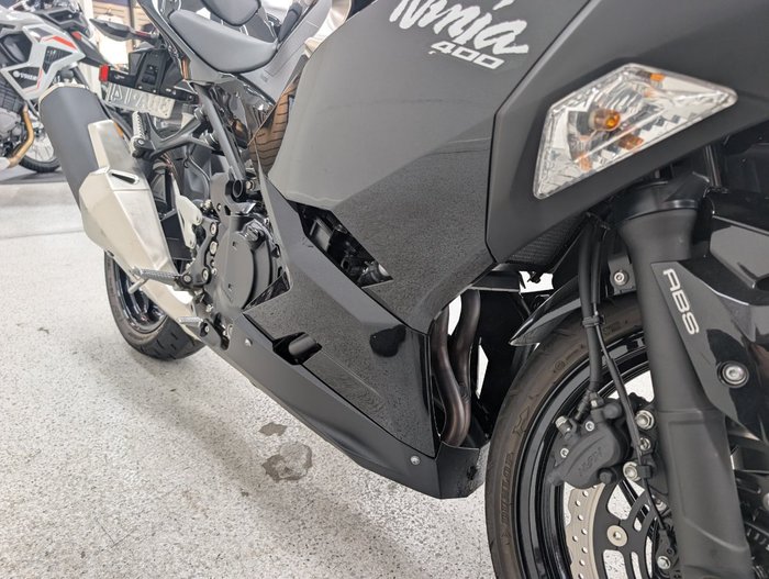 2021 Kawasaki NINJA 400 Black