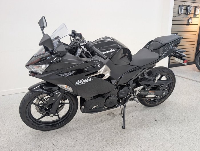 2021 Kawasaki NINJA 400 Black