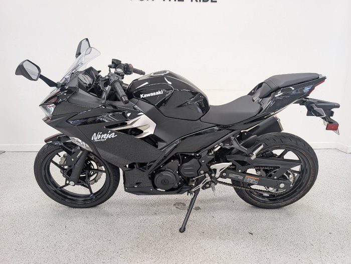 2021 Kawasaki NINJA 400 Black