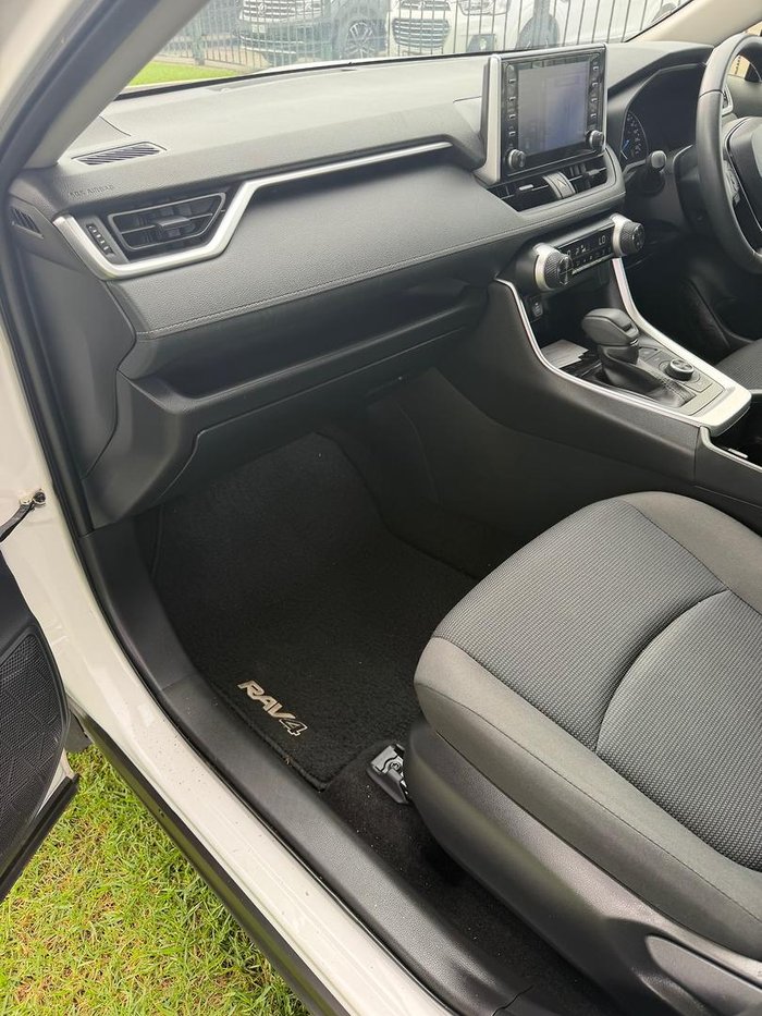2022 Toyota RAV4 GX