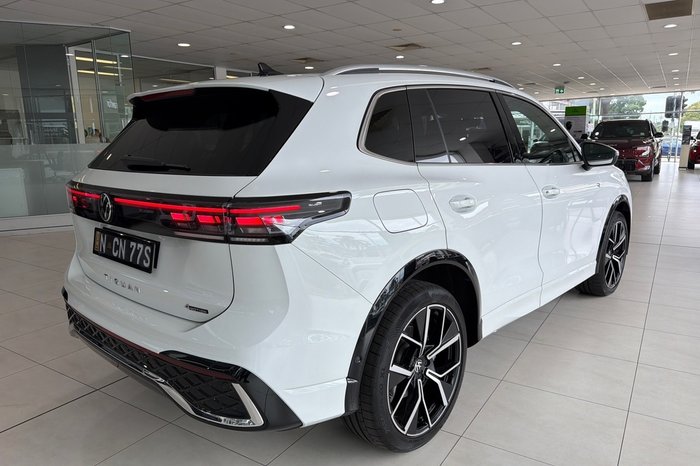 2025 Volkswagen Tiguan 195TSI R-Line