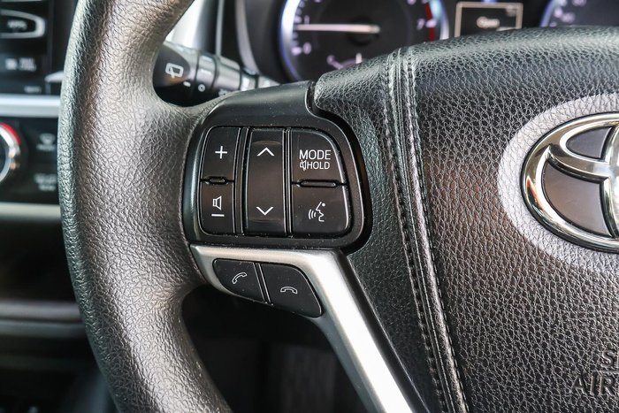 2014 Toyota Kluger Grande