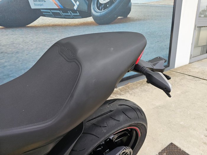 2021 DUCATI MONSTER 659 (ABS) Red