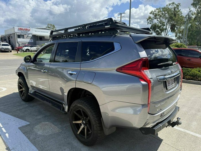 2019 Mitsubishi Pajero GLS