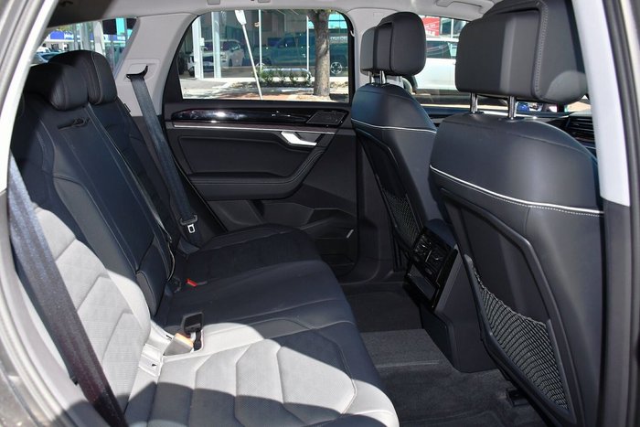 2024 Volkswagen Touareg 210TDI Elegance